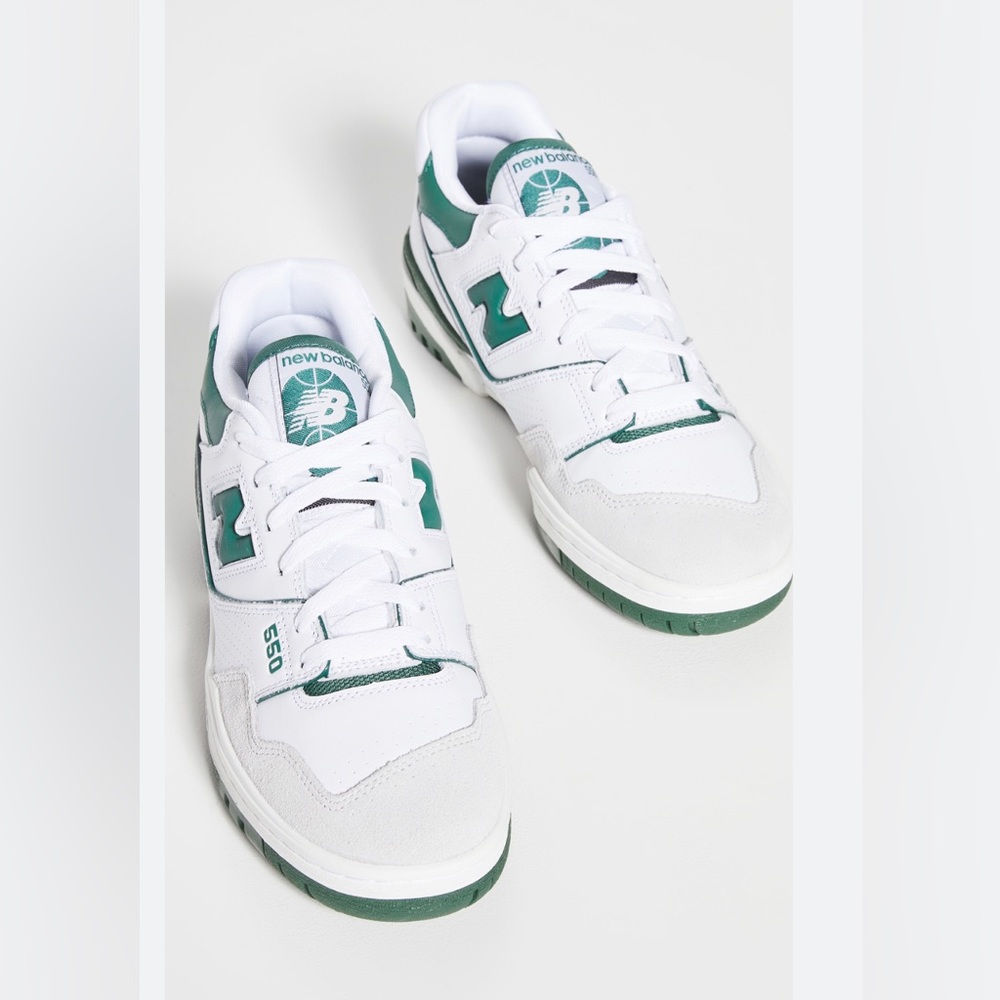 New Balance 550 men’s sneakers